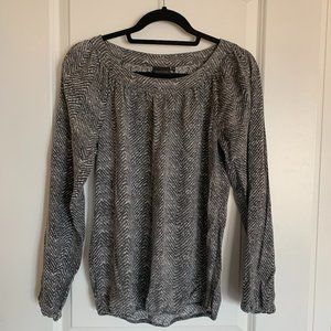 🌸2/$32🌸 B.Young  long sleeves , animal print